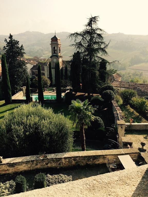 Bed and Breakfast Castello Di Coazzolo Неїве Екстер'єр фото